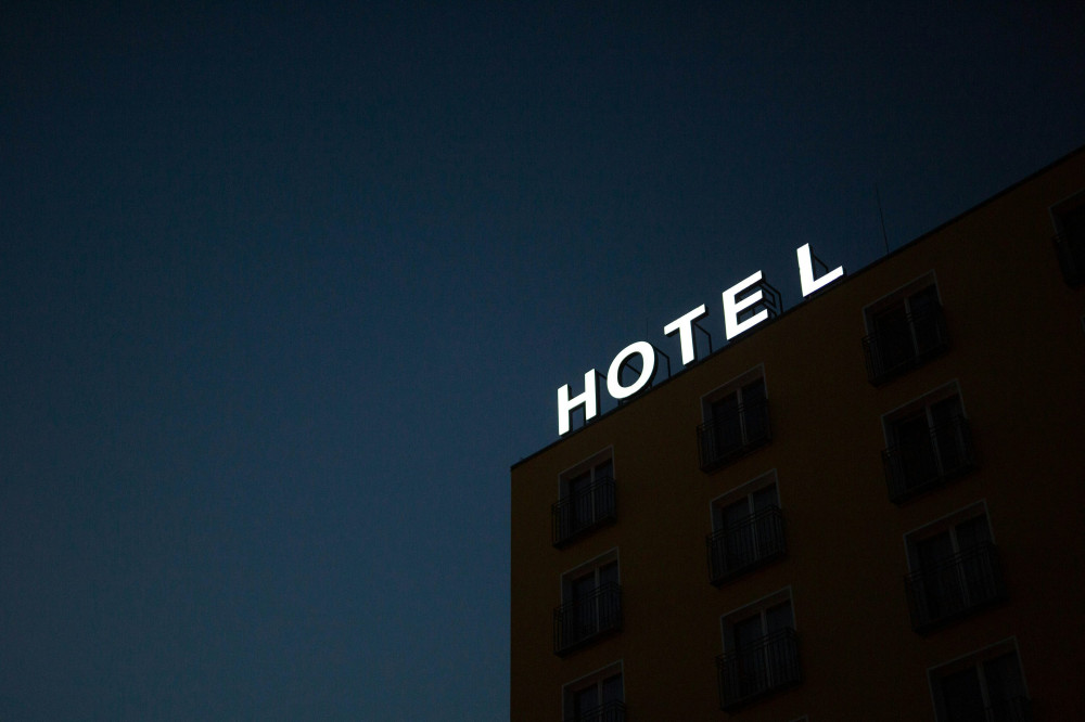 How Much Does A Hotel Business Make