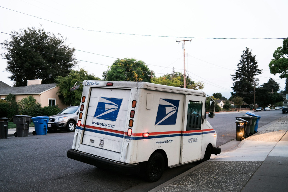 How Much Does A Mail Carrier Make